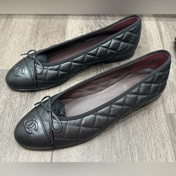 2024 CHANEL BLACK QUILTED LEATHER BALLET FLATS BALLERINA SHOES 37 NEW - Picture 6 of 12
